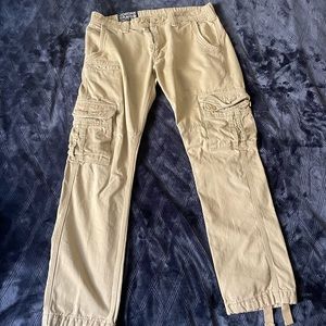 Khaki cargo pants 32x32